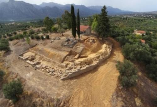 Αναγεννημένος πανηγυρίζει ο ΙΝ Αγίας Κυριακής στον λόφο του Αμυκλαίου