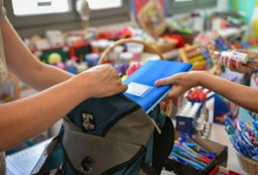 Θεοδωρικάκος: Σταθερές οι τιμές στα σχολικά είδη