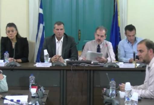 «Nα ‘τανε Θεέ μου καλύτερα φάρσα, αχ, να ‘τανε πρωταπριλιά»