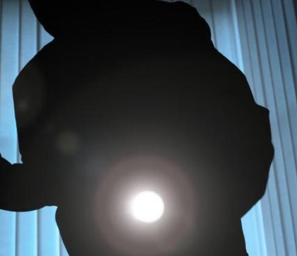 Συνελήφθη 19χρονος που «τρύπωσε»  σε σπίτι στην Τραπεζοντή