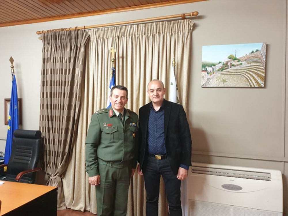 Συνάντηση διοικητή ΚΕΕΜ με τον δήμαρχο Ευρώτα