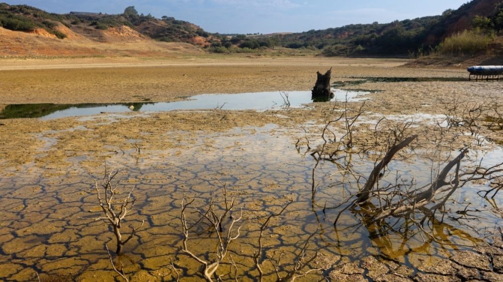 &Alpha;&nu; &sigma;&upsilon;&nu;&epsilon;&chi;ί&sigma;&omicron;&upsilon;&mu;&epsilon; έ&tau;&sigma;&iota;, &tau;&alpha; &chi;&omega;&rho;&iota;ά &theta;&alpha; &mu;&epsilon;ί&nu;&omicron;&upsilon;&nu; &chi;&omega;&rho;ί&sigmaf; &nu;&epsilon;&rho;ό