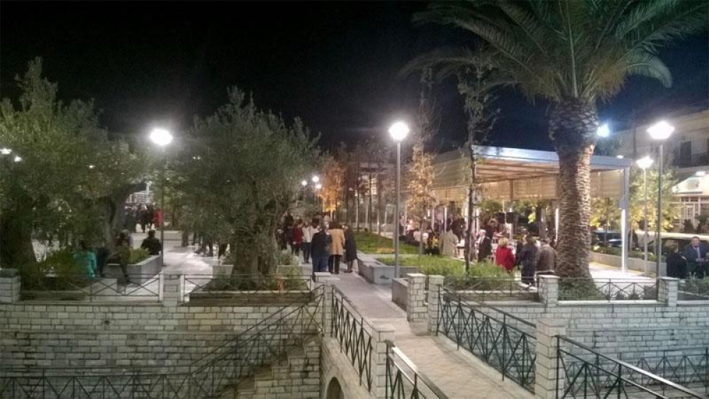&laquo;&Alpha;&pi;ό &tau;&omicron; &chi;&theta;&epsilon;&sigmaf;&hellip; &sigma;&tau;&omicron; &sigma;ή&mu;&epsilon;&rho;&alpha;&raquo;: &Mu;&omicron;&upsilon;&sigma;&iota;&kappa;ό &alpha;&nu;&tau;ά&mu;&omega;&mu;&alpha; &epsilon;&pi;&iota;&sigma;&tau;ή&mu;&eta;&sigmaf; &kappa;&alpha;&iota; &tau;έ&chi;&nu;&eta;&sigmaf; &sigma;&tau;&eta; &Sigma;&kappa;ά&lambda;&alpha;