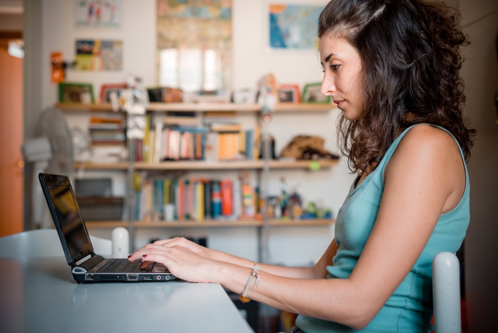 &Delta;&Upsilon;&Pi;&Alpha;: &Pi;&alpha;&rho;ά&tau;&alpha;&sigma;&eta; &sigma;&tau;&iota;&sigmaf; &alpha;&iota;&tau;ή&sigma;&epsilon;&iota;&sigmaf; &gamma;&iota;&alpha; &tau;&iota;&sigmaf; &laquo;&pi;&rho;ά&sigma;&iota;&nu;&epsilon;&sigmaf;&raquo; &delta;&epsilon;&xi;&iota;ό&tau;&eta;&tau;&epsilon;&sigmaf; 50.000 &alpha;&nu;έ&rho;&gamma;&omega;&nu;