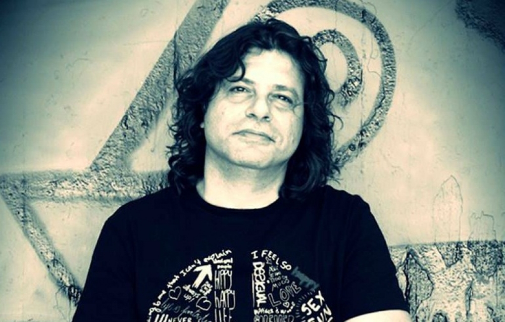 &Omicron; &Pi;. &Theta;&epsilon;&omicron;&tau;&omicron;&kappa;ά&tau;&omicron;&sigmaf; live &sigma;&tau;&omicron; Billy&rsquo;s caf&eacute; bar!