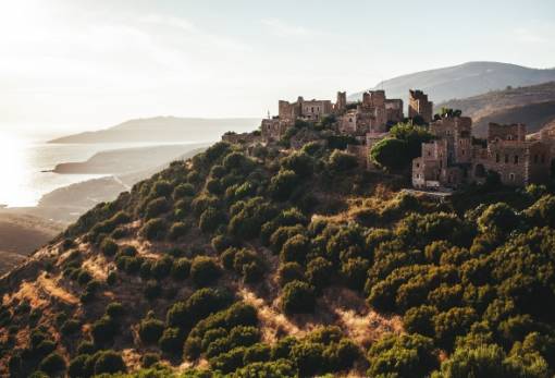Και το Όσκαρ τουρισμού πάει στη Μάνη!