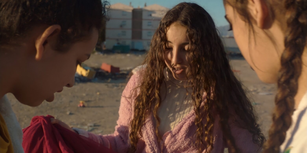 &Alpha;&pi;ό &tau;&eta; &Beta;&alpha;&mu;&beta;&alpha;&kappa;&omicron;ύ &eta; 7&eta; &Tau;έ&chi;&nu;&eta; &pi;&alpha;&rho;&alpha;&kappa;&iota;&nu;&epsilon;ί &tau;&alpha; &pi;&alpha;&iota;&delta;&iota;ά &gamma;&iota;&alpha; έ&nu;&alpha; &kappa;&alpha;&lambda;ύ&tau;&epsilon;&rho;&omicron; &mu;έ&lambda;&lambda;&omicron;&nu;