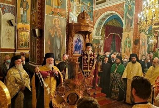 Πανηγυρικός ο εσπερινός των Χριστουγέννων στους Μολάους