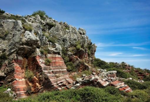 Τα γεωλογικά θαύματα της Μάνης: Από το παρελθόν στο παρόν