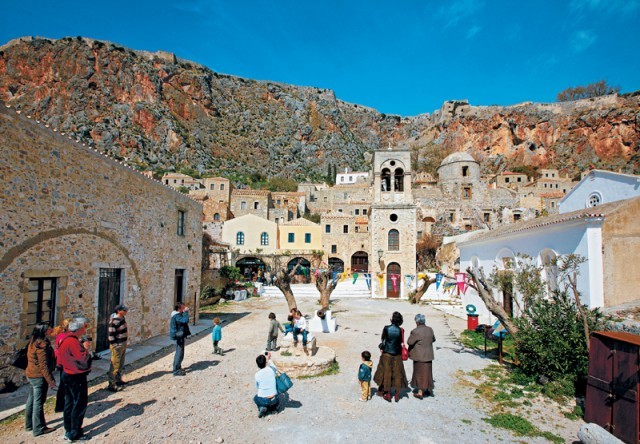  &laquo;&Epsilon;&pi;&iota;&sigma;&tau;&rho;&omicron;&phi;ή &sigma;&tau;&omicron; &chi;&omega;&rho;&iota;ό&raquo; &sigma;&tau;&omicron; &Kappa;ά&sigma;&tau;&rho;&omicron; &Mu;&omicron;&nu;&epsilon;&mu;&beta;&alpha;&sigma;&iota;ά&sigmaf;