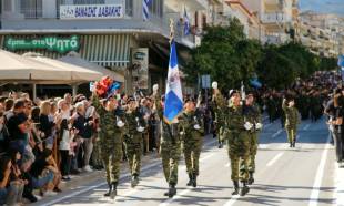 &Eta; &Sigma;&pi;ά&rho;&tau;&eta; &theta;&upsilon;&mu;ά&tau;&alpha;&iota; &kappa;&alpha;&iota; &tau;&iota;&mu;ά &tau;&eta;&nu; &Epsilon;&pi;έ&tau;&epsilon;&iota;&omicron; &tau;&omicron;&upsilon; &laquo;&Omicron;&Chi;&Iota;&raquo;