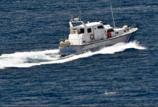 Επιχείρηση για μετανάστες που εντοπίστηκαν στη Μάνη