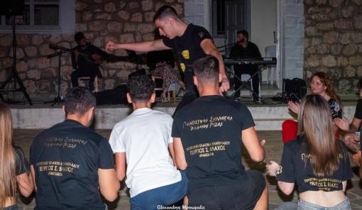 &Tau;&omicron; &kappa;έ&phi;&iota; &chi;&tau;ύ&pi;&eta;&sigma;&epsilon; &laquo;&kappa;ό&kappa;&kappa;&iota;&nu;&omicron;&raquo; &sigma;&tau;&eta; &Lambda;&alpha;ϊ&kappa;ή &Beta;&rho;&alpha;&delta;&iota;ά &tau;&omicron;&upsilon; &Beta;&alpha;&phi;&epsilon;&iota;&omicron;ύ&ndash;&Rho;&iota;&zeta;ά