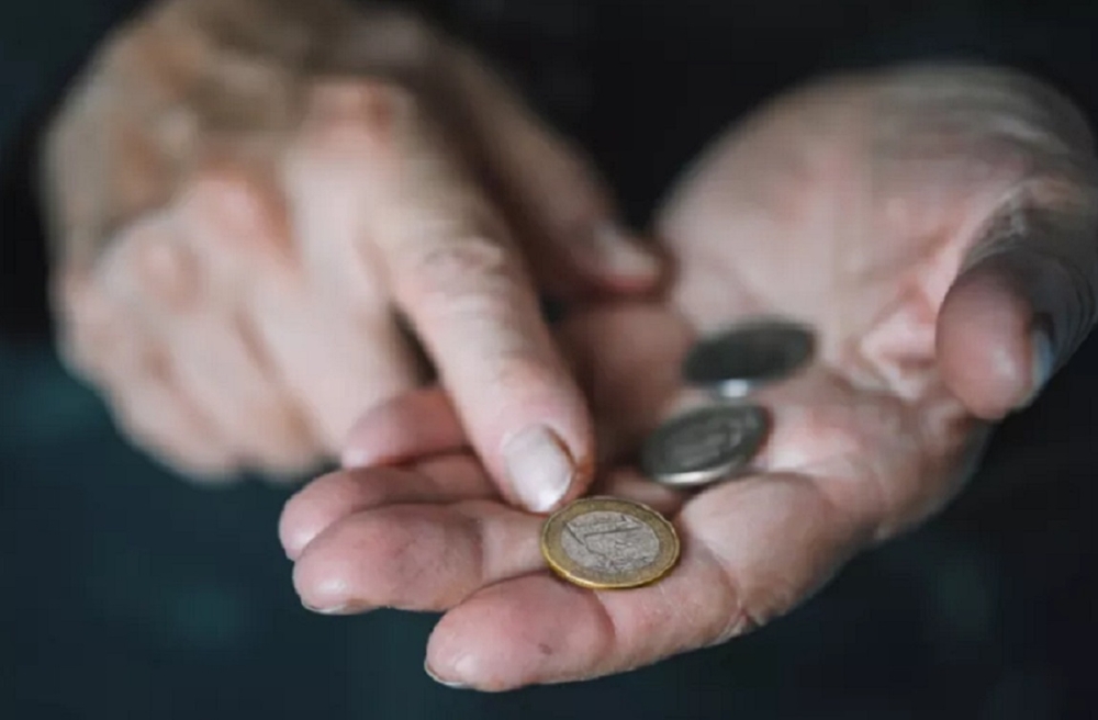 &Sigma;&tau;&iota;&sigmaf; 10 &phi;&tau;&omega;&chi;ό&tau;&epsilon;&rho;&epsilon;&sigmaf; &pi;&epsilon;&rho;&iota;&phi;έ&rho;&epsilon;&iota;&epsilon;&sigmaf; &tau;&eta;&sigmaf; &Epsilon;&Epsilon; &eta; &Pi;&epsilon;&lambda;&omicron;&pi;ό&nu;&nu;&eta;&sigma;&omicron;&sigmaf;