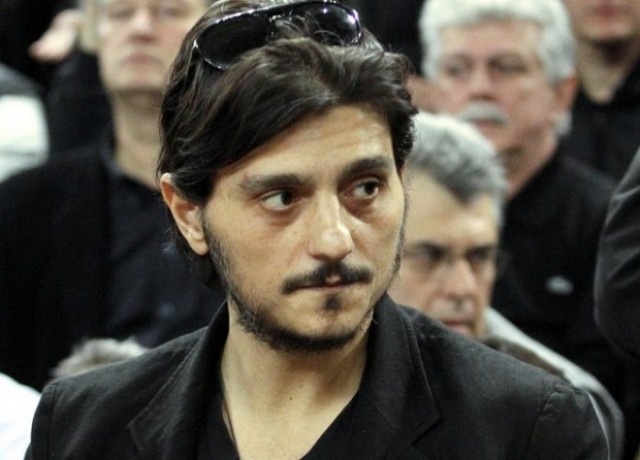 &Sigma;&upsilon;&nu;&epsilon;&chi;ί&zeta;&epsilon;&iota; &sigma;&tau;&eta;&nu; &Alpha;&Epsilon; &Sigma;&pi;ά&rho;&tau;&eta; &omicron; &Delta;. &Gamma;&iota;&alpha;&nu;&nu;&alpha;&kappa;ό&pi;&omicron;&upsilon;&lambda;&omicron;&sigmaf;