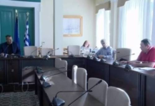 Χριστουγεννιάτικο χωριό, κέντρο ηλικιωμένων και ΒΑΑ στη Δημοτική Επιτροπή Σπάρτης