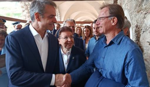 &Kappa;ά&theta;&epsilon;&tau;&omicron;&sigmaf; &omicron; &Mu;&eta;&tau;&sigma;&omicron;&tau;ά&kappa;&eta;&sigmaf;: &laquo;&Tau;&omicron; &tau;&epsilon;&lambda;&epsilon;&phi;&epsilon;&rho;ί&kappa; &Mu;&omicron;&nu;&epsilon;&mu;&beta;&alpha;&sigma;ί&alpha;&sigmaf; &theta;&alpha; &gamma;ί&nu;&epsilon;&iota;, &alpha;&delta;&iota;&alpha;&pi;&rho;&alpha;&gamma;&mu;ά&tau;&epsilon;&upsilon;&tau;&eta; &eta; &pi;&rho;&omicron;&sigma;&beta;&alpha;&sigma;&iota;&mu;ό&tau;&eta;&tau;&alpha;&raquo;