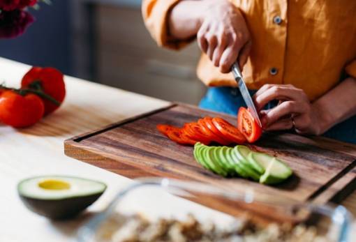 Πότε πρέπει να αντικαταστήσεις την επιφάνεια κοπής σου;