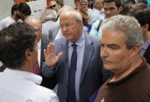 Αποδοκίμασαν τον Λ. Γρηγοράκο οι εργαζόμενοι του ΠΑΓΝΗ