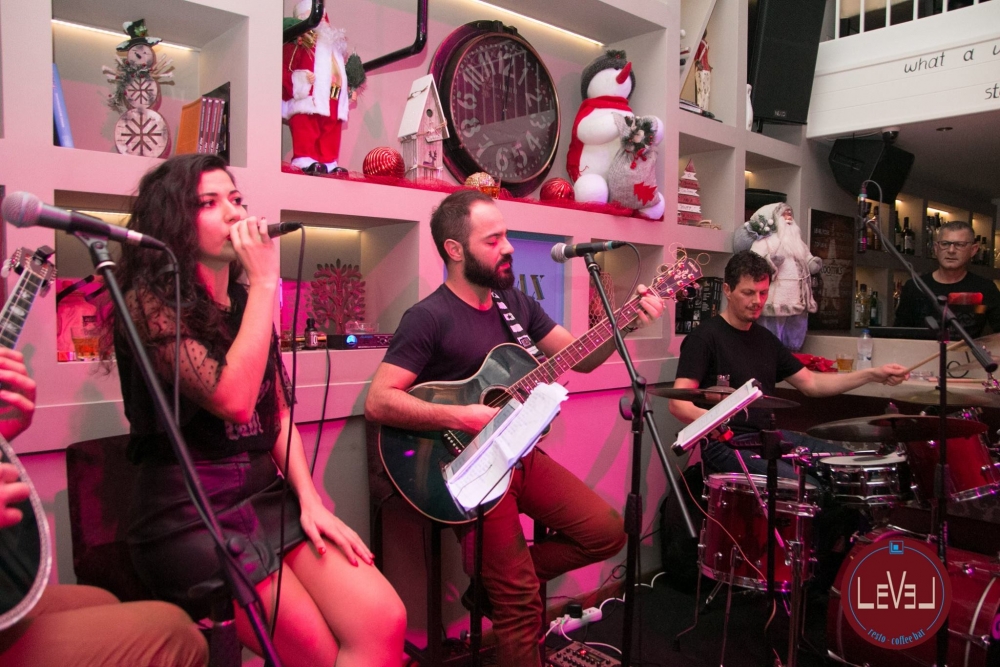 Live με τον Τάσο Σκιαδά και την ορχήστρα του στο «Level»!