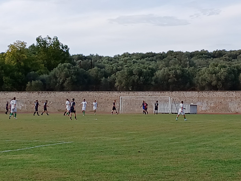 &Alpha;΄ &Kappa;&alpha;&tau;&eta;&gamma;&omicron;&rho;ί&alpha; &Lambda;&alpha;&kappa;&omega;&nu;ί&alpha;&sigmaf;: &Xi;&epsilon;&phi;&epsilon;ύ&gamma;&omicron;&upsilon;&nu; &chi;έ&rho;&iota;-&chi;έ&rho;&iota; &sigma;&tau;&eta;&nu; &kappa;&omicron;&rho;&upsilon;&phi;ή &Pi;&Alpha;&Sigma; &Sigma;&pi;ά&rho;&tau;&eta;&sigmaf; &kappa;&alpha;&iota; &Mu;&omicron;&lambda;&alpha;ϊ&kappa;ό&sigmaf;