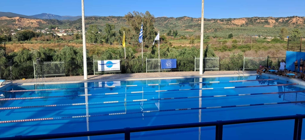 &Alpha;&upsilon;&lambda;&alpha;ί&alpha; &theta;&epsilon;&rho;&iota;&nu;ή&sigmaf; &sigma;&epsilon;&zeta;ό&nu; &mu;&epsilon; &gamma;&iota;&omicron;&rho;&tau;ή &sigma;&tau;&omicron; &Mu;&alpha;&tau;ά&lambda;&epsilon;&iota;&omicron; &Kappa;&omicron;&lambda;&upsilon;&mu;&beta;&eta;&tau;ή&rho;&iota;&omicron;