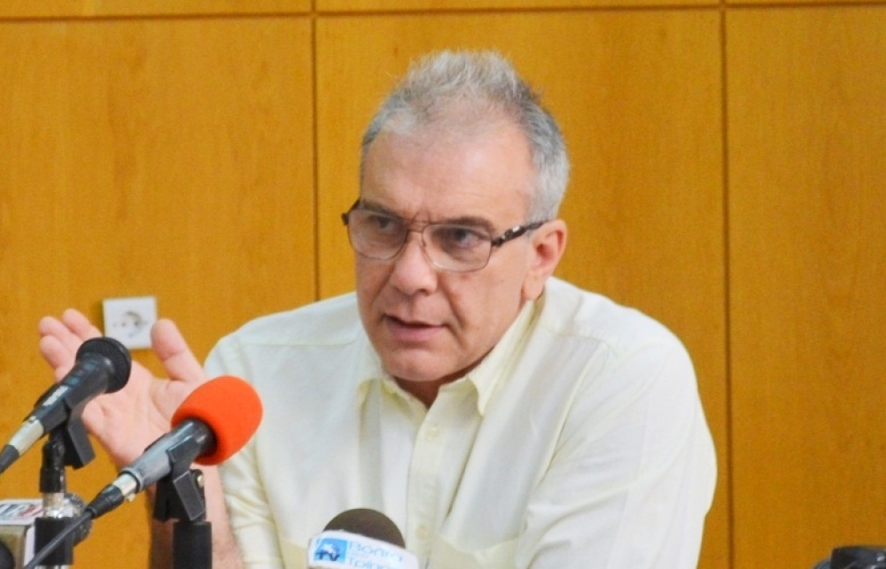 &laquo;&Mu;&pi;&alpha;ί&nu;&omicron;&upsilon;&nu; &sigma;&epsilon; &sigma;&pi;ί&tau;&iota;&alpha;, &sigma;&pi;ά&nu;&epsilon; &mu;ύ&tau;&epsilon;&sigmaf;, &kappa;&epsilon;&phi;ά&lambda;&iota;&alpha; &kappa;&alpha;&iota; &pi;&lambda;&epsilon;&upsilon;&rho;ά &pi;&omicron;&lambda;&iota;&tau;ώ&nu; &pi;&omicron;&upsilon; &kappa;&omicron;&iota;&mu;&omicron;ύ&nu;&tau;&alpha;&iota; &gamma;&iota;&alpha; &lambda;ί&gamma;&alpha; &epsilon;&upsilon;&rho;ώ&raquo;
