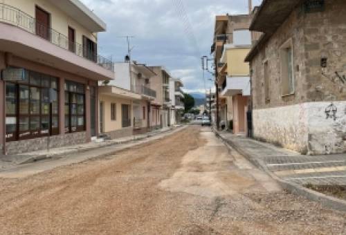 Προσωρινή επιχωμάτωση των «σκαμμένων» δρόμων στη Σπάρτη
