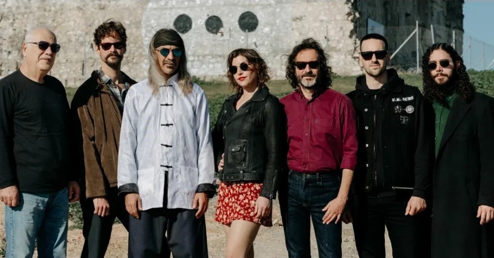 &Omicron;&iota; &Chi;&alpha;ΐ&nu;&eta;&delta;&epsilon;&sigmaf; &gamma;&iota;&alpha; &mu;ί&alpha; &sigma;&upsilon;&nu;&alpha;&upsilon;&lambda;ί&alpha; &sigma;&tau;&omicron; &Xi;&eta;&rho;&omicron;&kappa;ά&mu;&pi;&iota;