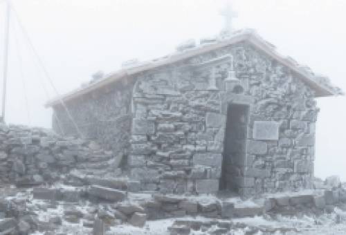 Ντύθηκε στα «λευκά» η κορυφή του Ταϋγέτου