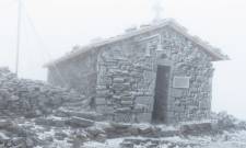 Ντύθηκε στα «λευκά» η κορυφή του Ταϋγέτου