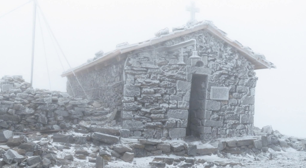 Ντύθηκε στα «λευκά» η κορυφή του Ταϋγέτου