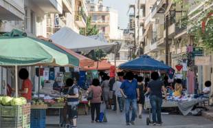 &laquo;&Phi;&rho;&alpha;&gamma;&mu;έ&nu;&eta;&raquo; &kappa;&alpha;&iota; &alpha;&sigma;&phi;&upsilon;&kappa;&tau;&iota;&kappa;ή &eta; &Lambda;&alpha;ϊ&kappa;ή &Sigma;&pi;ά&rho;&tau;&eta;&sigmaf;