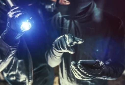 «Μπούκαραν» ξημερώματα σε σούπερ μάρκετ στη Σπάρτη