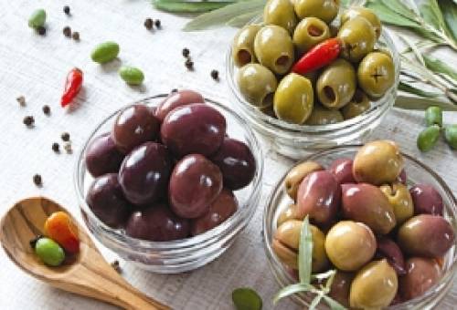 Πώς να αποθηκεύσετε τις επιτραπέζιες ελιές για να διατηρήσουν την αξία τους