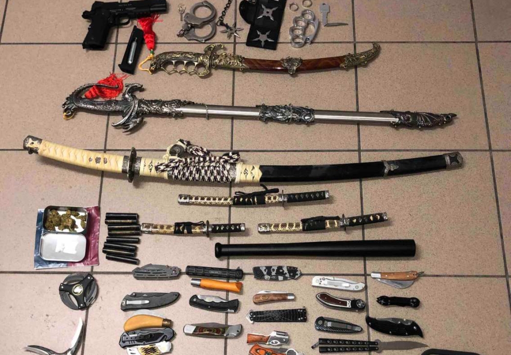 &Gamma;&iota;&alpha; &alpha;&rho;&pi;&alpha;&gamma;ή &kappa;&alpha;&iota; &pi;&lambda;ή&theta;&omicron;&sigmaf; &kappa;&alpha;&tau;&eta;&gamma;&omicron;&rho;&iota;ώ&nu; &sigma;&upsilon;&nu;&epsilon;&lambda;ή&phi;&theta;&eta;&sigma;&alpha;&nu; &delta;ύ&omicron; ά&nu;&delta;&rho;&epsilon;&sigmaf;