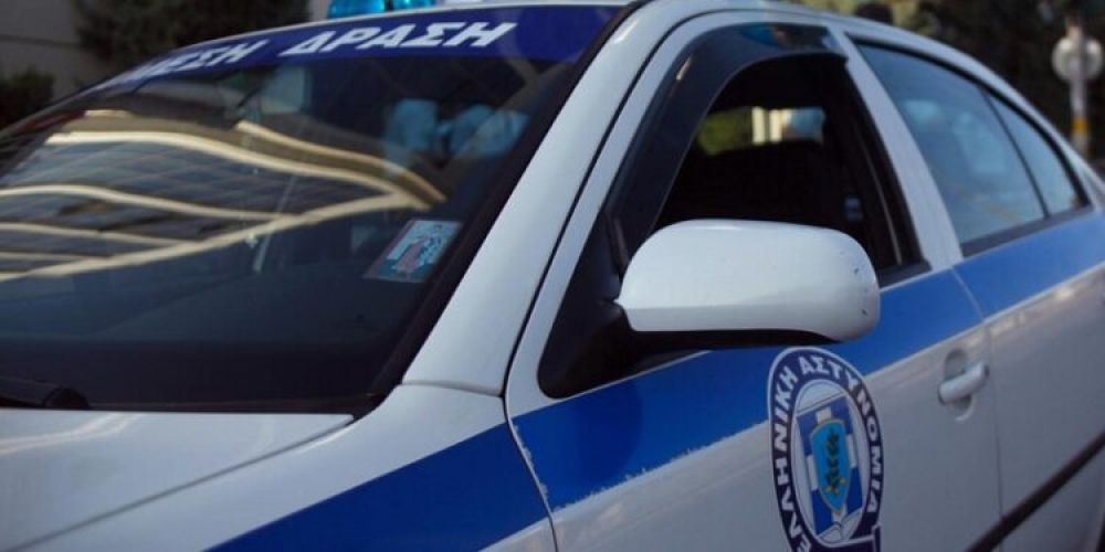 &Beta;&gamma;ή&kappa;&epsilon; &tau;&omicron; &mu;&alpha;&chi;&alpha;ί&rho;&iota; &sigma;&tau;&omicron; &Gamma;&epsilon;&rho;ά&kappa;&iota;: &Sigma;&upsilon;&mu;&pi;&lambda;&omicron;&kappa;ή &mu;&epsilon;&tau;&alpha;&xi;ύ &alpha;&lambda;&lambda;&omicron;&delta;&alpha;&pi;ώ&nu;