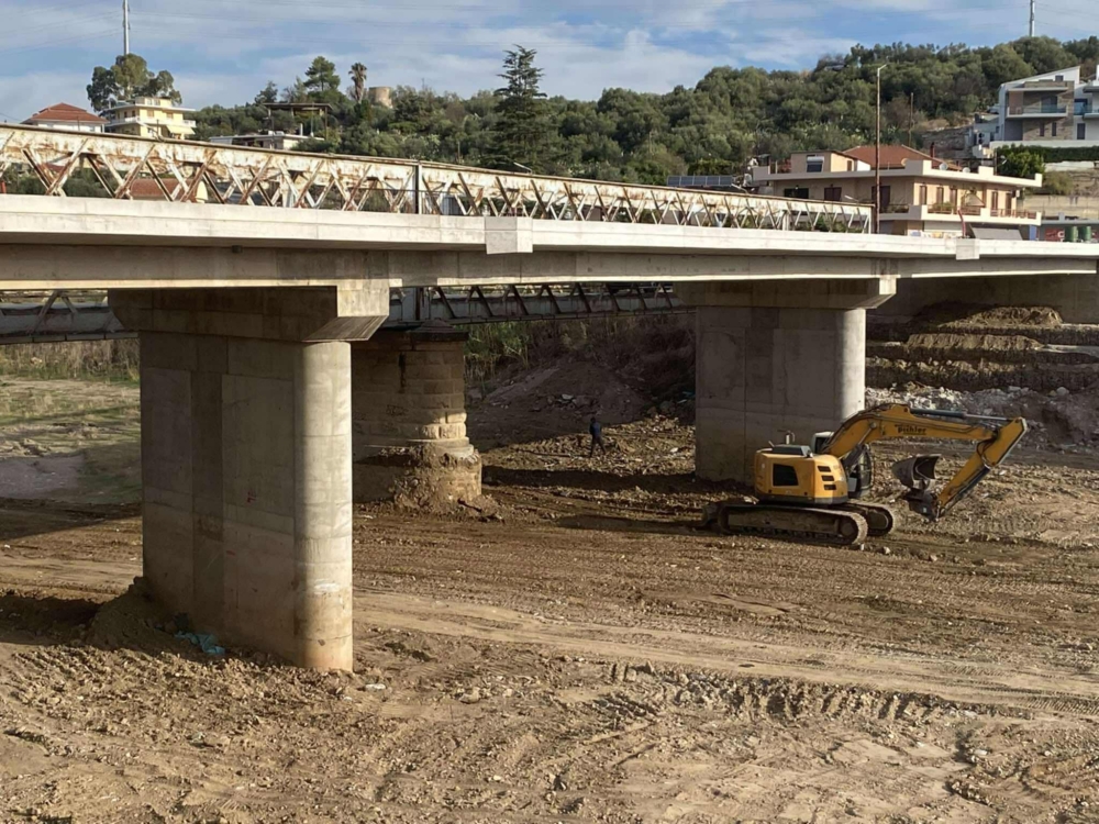 Έ&rho;&gamma;&alpha; &alpha;&nu;&tau;&iota;&pi;&lambda;&eta;&mu;&mu;&upsilon;&rho;&iota;&kappa;ή&sigmaf; &pi;&rho;&omicron;&sigma;&tau;&alpha;&sigma;ί&alpha;&sigmaf; &sigma;&epsilon; &Delta;. &Epsilon;&upsilon;&rho;ώ&tau;&alpha; &kappa;&alpha;&iota; &Mu;&omicron;&nu;&epsilon;&mu;&beta;&alpha;&sigma;ί&alpha;&sigmaf; &mu;&epsilon; 500 &chi;&iota;&lambda;. &epsilon;&upsilon;&rho;ώ