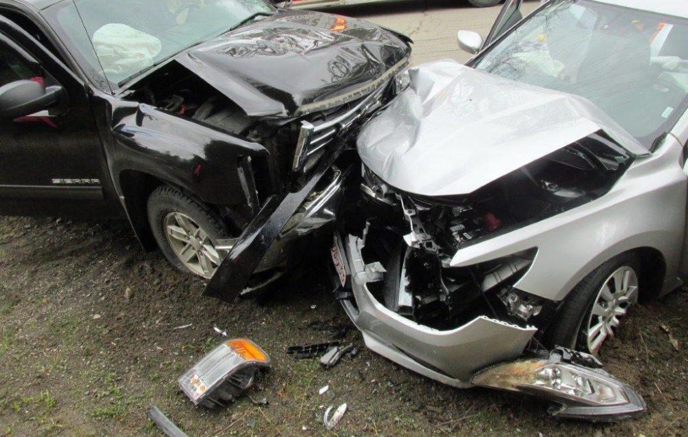 &Alpha;&pi;ώ&lambda;&epsilon;&iota;&epsilon;&sigmaf; &kappa;&alpha;&iota; &pi;ό&nu;&omicron;&sigmaf; &tau;&omicron;&nu; &gamma;&iota;&omicron;&rho;&tau;&iota;&nu;ό &Delta;&epsilon;&kappa;έ&mu;&beta;&rho;&iota;&omicron; &sigma;&tau;&eta;&nu; ά&sigma;&phi;&alpha;&lambda;&tau;&omicron; &tau;&eta;&sigmaf; &Pi;&epsilon;&lambda;&omicron;&pi;&omicron;&nu;&nu;ή&sigma;&omicron;&upsilon;