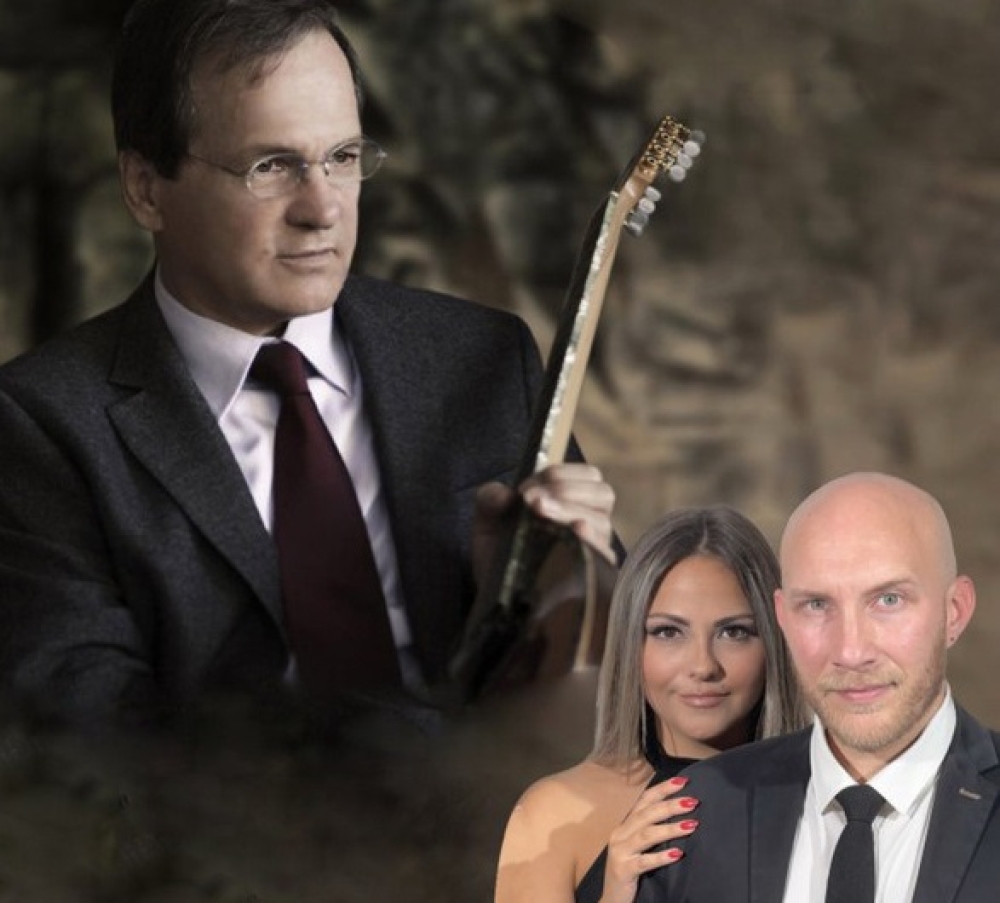 Ή&chi;&omicron;&iota; &Chi;&rho;. &Nu;&iota;&kappa;&omicron;&lambda;ό&pi;&omicron;&upsilon;&lambda;&omicron;&upsilon; &mu;&epsilon; &laquo;&Lambda;&alpha;ϊ&kappa;έ&sigmaf; &Nu;ό&tau;&epsilon;&sigmaf;&raquo; &sigma;&tau;&eta;&nu; &Pi;&Epsilon;&Sigma;