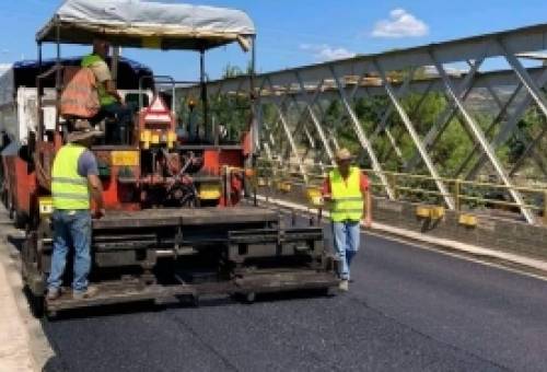 Πέφτει νέα άσφαλτος στη βόρεια είσοδο της Σπάρτης (ΦΩΤΟ)