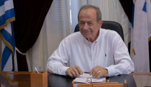 &Sigma;&tau;&alpha;&theta;&epsilon;&rho;ά &beta;&epsilon;&lambda;&tau;&iota;&omicron;ύ&mu;&epsilon;&nu;&eta; &eta; &upsilon;&gamma;&epsilon;ί&alpha; &tau;&omicron;&upsilon; &Pi;. &Alpha;&nu;&delta;&rho;&epsilon;ά&kappa;&omicron;&upsilon;