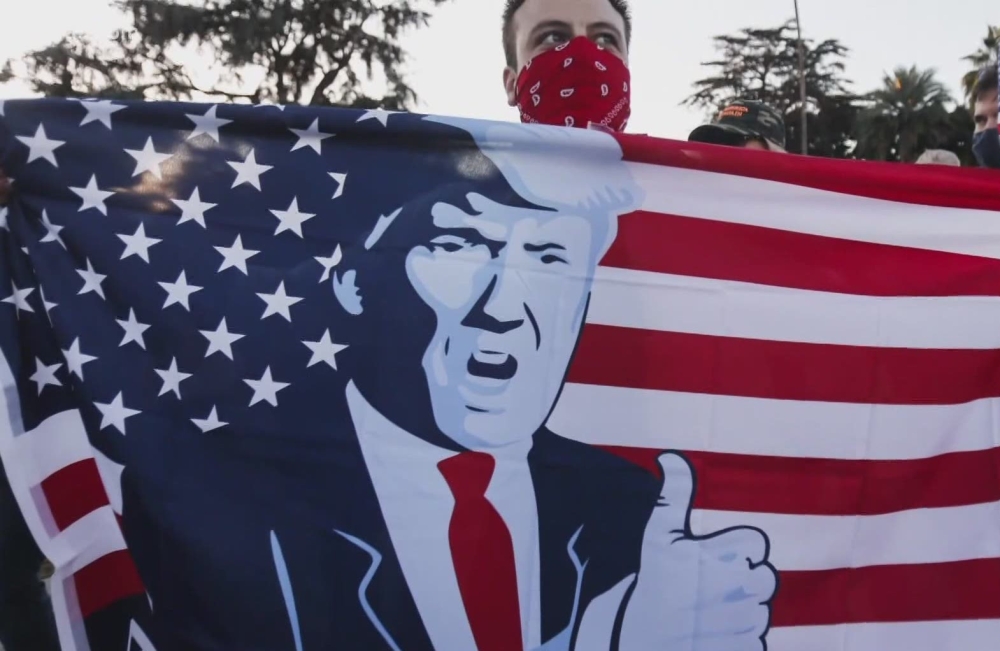 &Sigma;&tau;&omicron; ί&delta;&iota;&omicron; έ&rho;&gamma;&omicron; &theta;&epsilon;&alpha;&tau;έ&sigmaf;&hellip;