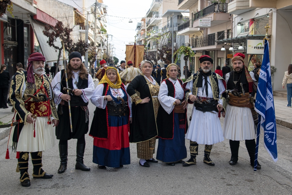 &Sigma;&tau;&iota;&sigmaf; &epsilon;&kappa;&delta;&eta;&lambda;ώ&sigma;&epsilon;&iota;&sigmaf; &gamma;&iota;&alpha; &tau;&eta; &Mu;&upsilon;&sigma;&tau;&iota;&kappa;ή &Sigma;&upsilon;&nu;έ&lambda;&epsilon;&upsilon;&sigma;&eta; &tau;&eta;&sigmaf; &Beta;&omicron;&sigma;&tau;ί&tau;&sigma;&alpha;&sigmaf; &omicron; &Sigma;ύ&lambda;&lambda;&omicron;&gamma;&omicron;&sigmaf; &Iota;&sigma;&tau;&omicron;&rho;&iota;&kappa;ή&sigmaf; &Alpha;&nu;&alpha;&beta;ί&omega;&sigma;&eta;&sigmaf; &Sigma;&pi;ά&rho;&tau;&eta;&sigmaf;