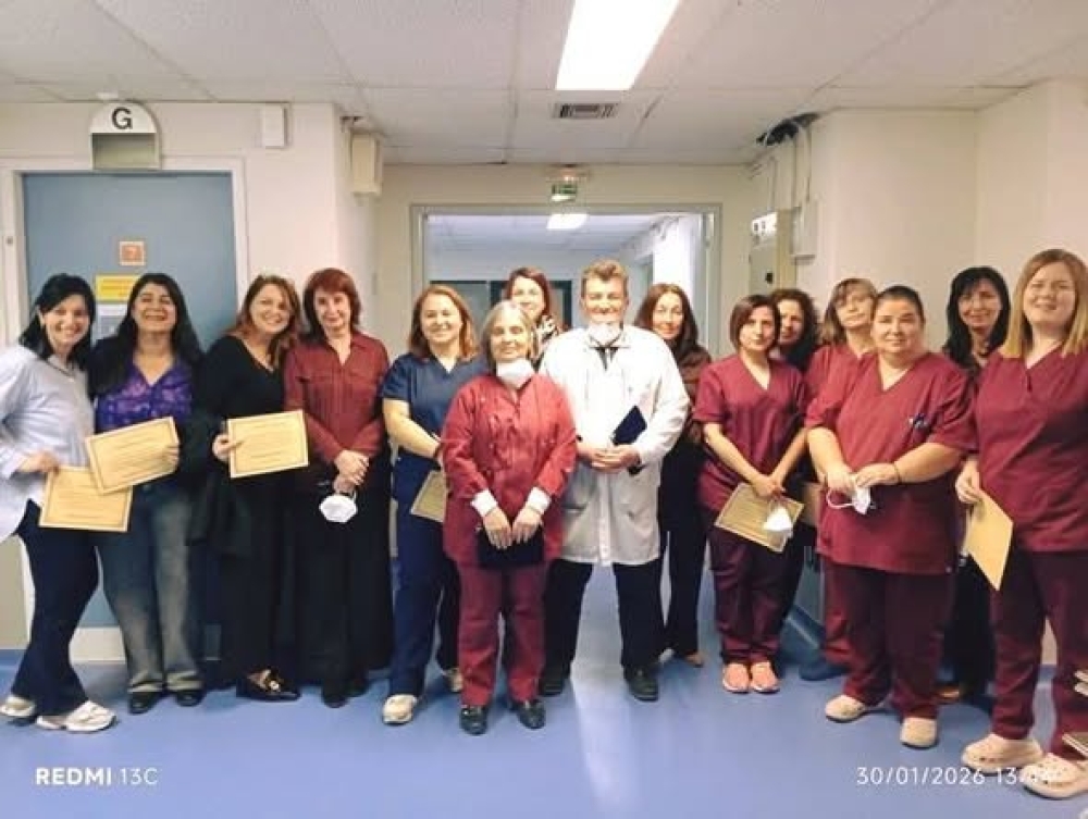 &Mu;&omicron;&nu;ά&delta;&alpha; &laquo;&phi;ί&lambda;&tau;&rho;&omicron;&raquo; &zeta;&omega;ή&sigmaf; &kappa;&iota; &epsilon;&lambda;&pi;ί&delta;&alpha;&sigmaf; &gamma;&iota;&alpha; 20 &chi;&rho;ό&nu;&iota;&alpha; &sigma;&tau;&omicron;&upsilon;&sigmaf; &Mu;&omicron;&lambda;ά&omicron;&upsilon;&sigmaf;