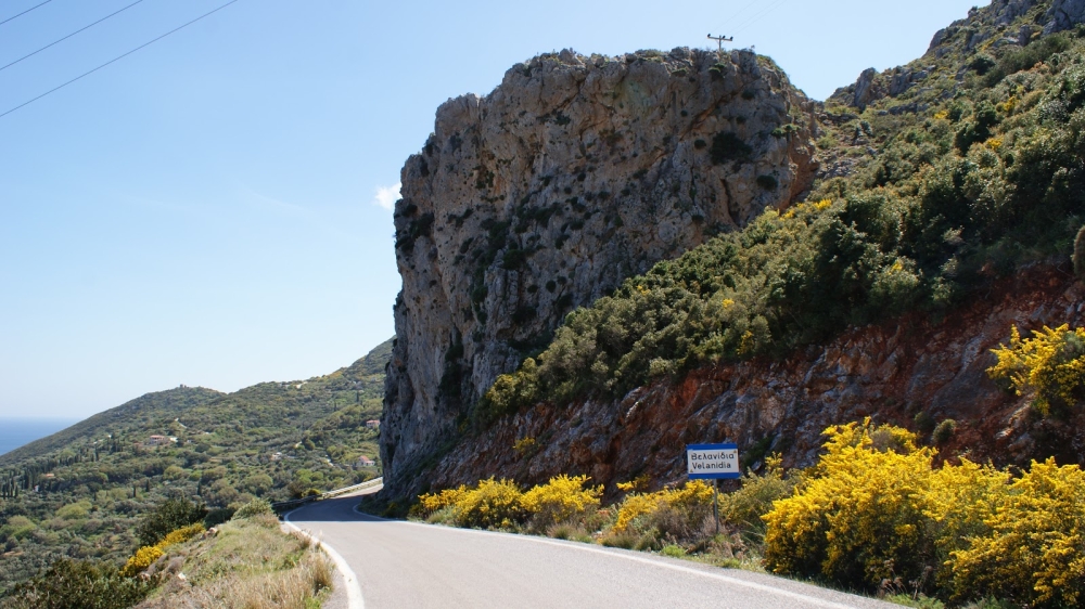 &Sigma;&tau;&eta; &Beta;&omicron;&upsilon;&lambda;ή &tau;&alpha; &laquo;&xi;&epsilon;&chi;&alpha;&sigma;&mu;έ&nu;&alpha;&raquo; 6 &chi;&iota;&lambda;&iota;ό&mu;&epsilon;&tau;&rho;&alpha; &tau;&omicron;&upsilon; &delta;&rho;ό&mu;&omicron;&upsilon; &Nu;&epsilon;ά&pi;&omicron;&lambda;&eta;&sigmaf;&ndash;&Beta;&epsilon;&lambda;&alpha;&nu;&iota;&delta;ί&omega;&nu;