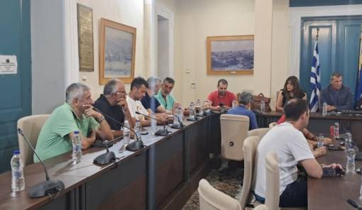 &Sigma;&upsilon;&nu;&epsilon;&delta;&rho;&iota;ά&zeta;&epsilon;&iota; &epsilon;&iota;&sigmaf; &delta;&iota;&pi;&lambda;&omicron;ύ&nu; &alpha;ύ&rho;&iota;&omicron; &tau;&omicron; &Delta;&Sigma; &Sigma;&pi;ά&rho;&tau;&eta;&sigmaf;