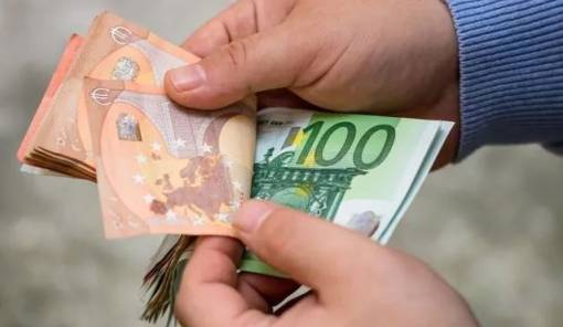 &Omicron; &chi;ά&rho;&tau;&eta;&sigmaf; &tau;&omega;&nu; &pi;&lambda;&eta;&rho;&omega;&mu;ώ&nu; &alpha;&pi;ό &tau;&omicron;&nu; e-&Epsilon;&Phi;&Kappa;&Alpha; &kappa;&alpha;&iota; &tau;&eta; &Delta;&Upsilon;&Pi;&Alpha; έ&omega;&sigmaf; &tau;&iota;&sigmaf; 28 &Alpha;&upsilon;&gamma;&omicron;ύ&sigma;&tau;&omicron;&upsilon;