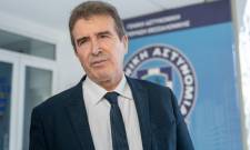 &Sigma;&tau;&eta; &Sigma;&pi;ά&rho;&tau;&eta; &omicron; &Mu;&iota;&chi;ά&lambda;&eta;&sigmaf; &Chi;&rho;&upsilon;&sigma;&omicron;&chi;&omicron;ΐ&delta;&eta;&sigmaf;