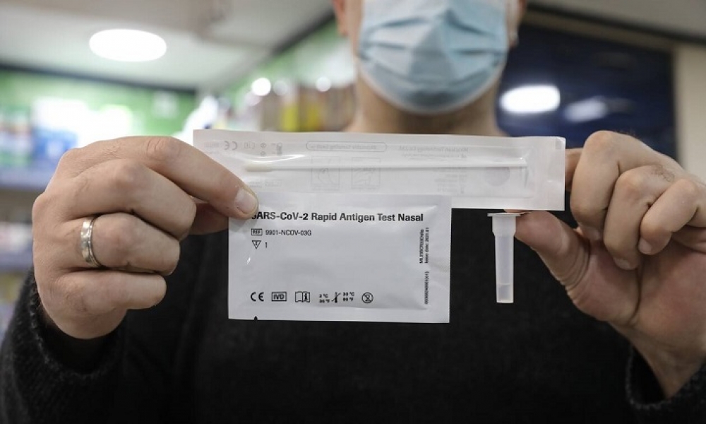 &Delta;&upsilon;&omicron; &laquo;&alpha;&rho;&nu;&eta;&tau;έ&sigmaf;&raquo; &tau;&omega;&nu; self test &sigma;&tau;&alpha; &Lambda;ύ&kappa;&epsilon;&iota;&alpha; &tau;&eta;&sigmaf; &Lambda;&alpha;&kappa;&omega;&nu;ί&alpha;&sigmaf;